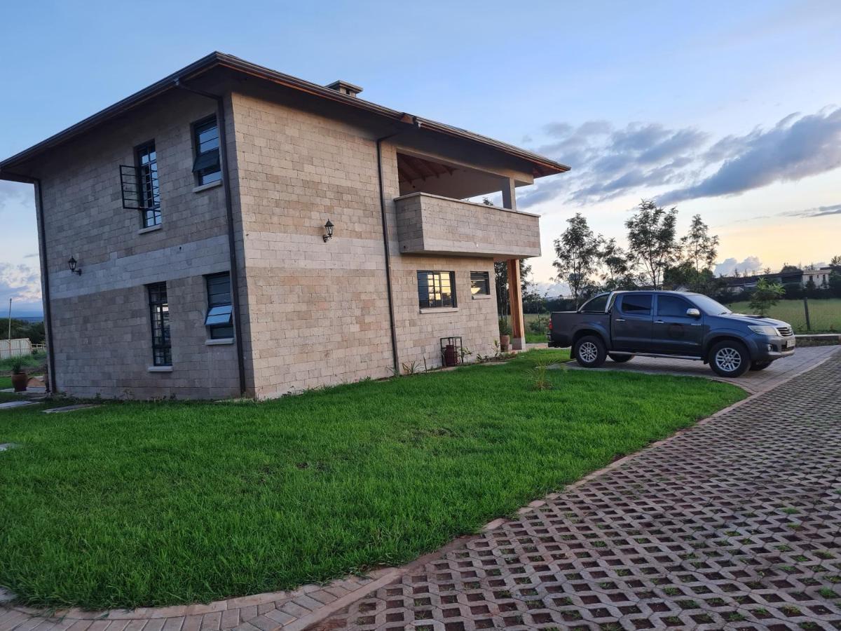 The Landing Nanyuki Cottages Exterior photo